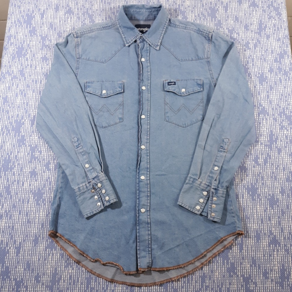 Wrangler Denim Shirt Mens Medium Pearl Snap Blue Cowboy Work Ranch Western